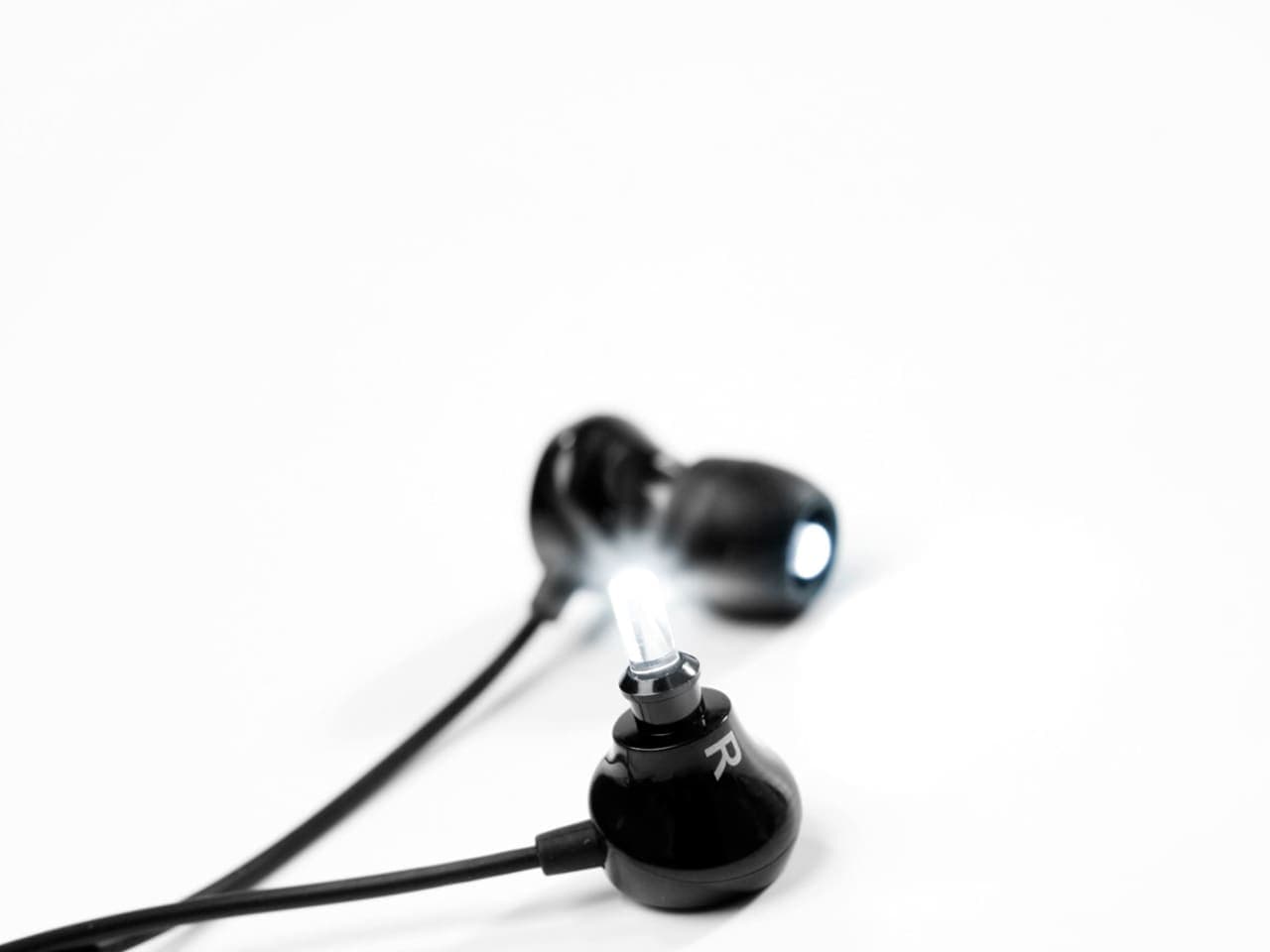 Bright light ear headset